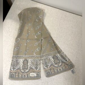 VINTAGE Sarah Coventry Rectangular Muted Paisley Scarf